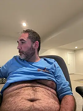 Snapshot of harrychest chatting on 05-15-26, 06:26 harrychest online show from 05-15-26, 06:26