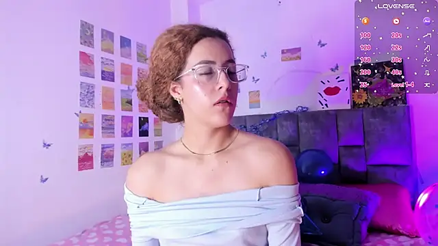 Isangel  online show from 03-21-25, 04:06