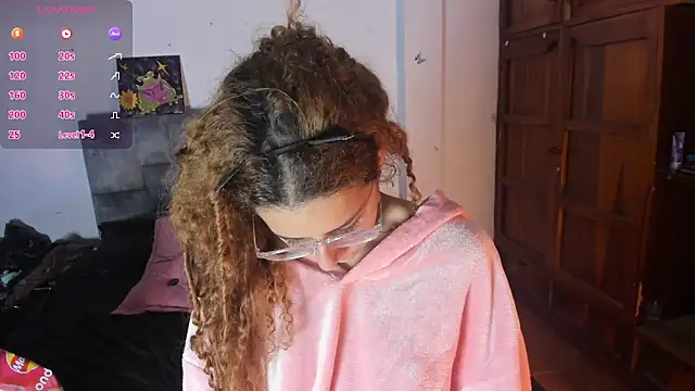 Isangel  online show from 10-03-25, 07:16