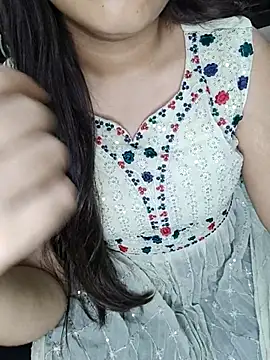 Snapshot of JANVI_MISHRA1 chatting on 04-07-26, 07:14 JANVI MISHRA1 online show from 04-07-26, 07:14