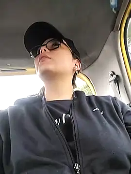 Vale Saenzz online show from 03-02-25, 03:37