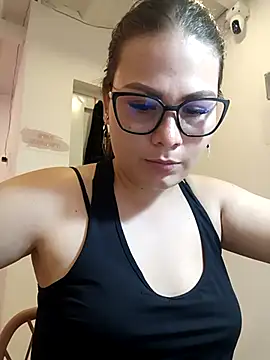 Vale Saenzz online show from 03-11-25, 08:42