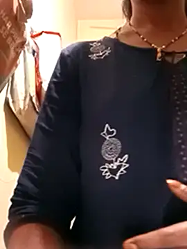 Snapshot of TeluguammayiMahi chatting on 02-28-25, 10:09 TeluguammayiMahi online show from 02-28-25, 10:09