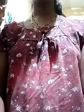 Snapshot of TeluguammayiMahi chatting on 03-08-25, 11:28 TeluguammayiMahi online show from 03-08-25, 11:28