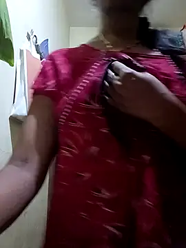 Snapshot of TeluguammayiMahi chatting on 09-14-25, 12:32 TeluguammayiMahi online show from 09-14-25, 12:32