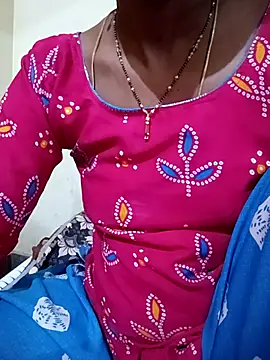 Snapshot of TeluguammayiMahi chatting on 10-17-25, 09:01 TeluguammayiMahi online show from 10-17-25, 09:01