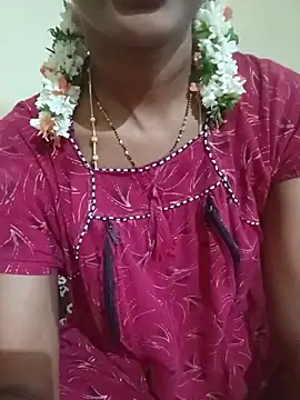 Snapshot of TeluguammayiMahi chatting on 06-04-26, 01:11 TeluguammayiMahi online show from 06-04-26, 01:11
