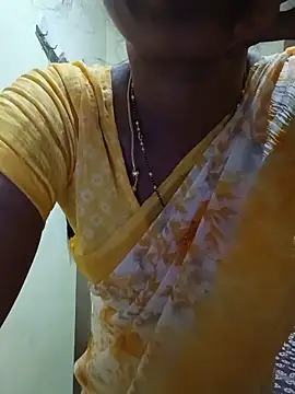 Snapshot of TeluguammayiMahi chatting on 06-05-26, 08:25 TeluguammayiMahi online show from 06-05-26, 08:25