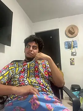 Snapshot of FantasiosoAntony chatting on 06-18-26, 08:58 FantasiosoAntony online show from 06-18-26, 08:58