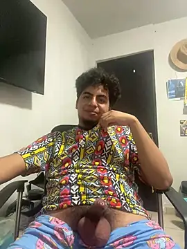 Snapshot of FantasiosoAntony chatting on 06-18-26, 09:14 FantasiosoAntony online show from 06-18-26, 09:14