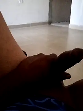 Snapshot of Moreno-32- chatting on 03-03-26, 06:03 Moreno-32- online show from 03-03-26, 06:03