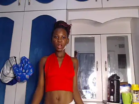 Snapshot of YoungDiva69 chatting on 03-20-25, 08:29 YoungDiva69 online show from 03-20-25, 08:29