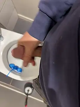 yannusgir33 online show from 02-13-25, 02:42