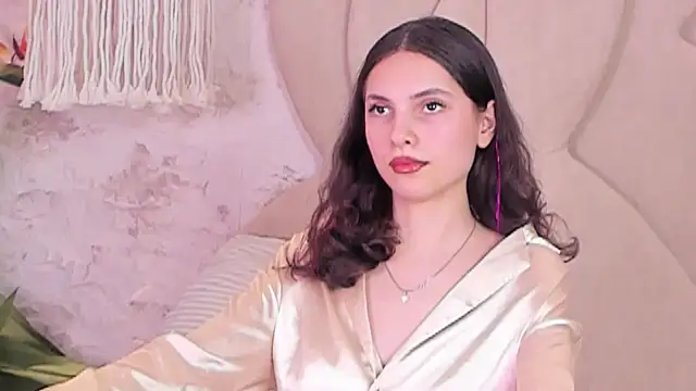 Snapshot of GIGI_DAV chatting on 03-09-25, 09:02 GIGI DAV online show from 03-09-25, 09:02