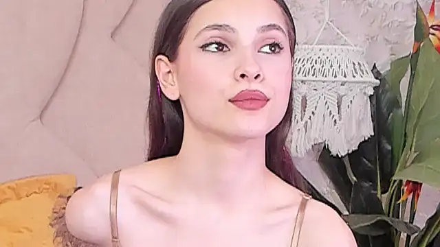 Snapshot of GIGI_DAV chatting on 03-15-25, 01:40 GIGI DAV online show from 03-15-25, 01:40
