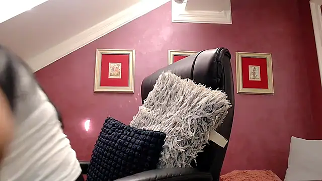 Snapshot of Wetandnaughtyxx chatting on 09-16-25, 09:21 Wetandnaughtyxx online show from 09-16-25, 09:21