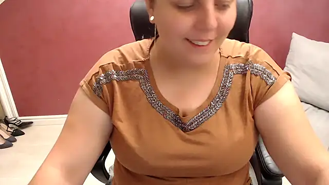 Snapshot of Wetandnaughtyxx chatting on 09-21-25, 03:35 Wetandnaughtyxx online show from 09-21-25, 03:35