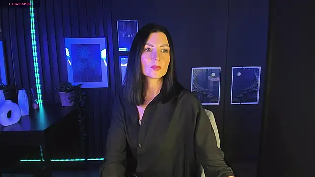 Snapshot of MonicaCheerful chatting on 01-31-25, 11:46 MonicaCheerful online show from 01-31-25, 11:46