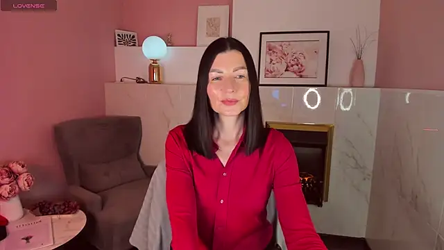 Snapshot of MonicaCheerful chatting on 02-05-25, 08:43 MonicaCheerful online show from 02-05-25, 08:43