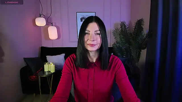 Snapshot of MonicaCheerful chatting on 02-11-25, 05:47 MonicaCheerful online show from 02-11-25, 05:47