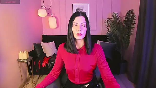 Snapshot of MonicaCheerful chatting on 02-22-25, 04:09 MonicaCheerful online show from 02-22-25, 04:09