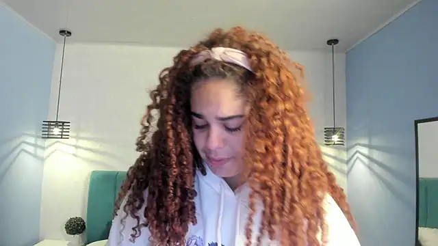 Snapshot of ninna_curly chatting on 05-07-26, 03:34 ninna curly online show from 05-07-26, 03:34