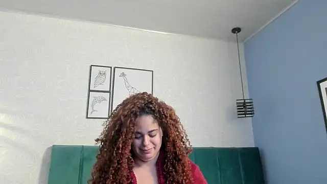 Snapshot of ninna_curly chatting on 06-05-26, 12:17 ninna curly online show from 06-05-26, 12:17