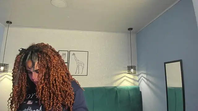 Snapshot of ninna_curly chatting on 07-24-26, 03:37 ninna curly online show from 07-24-26, 03:37