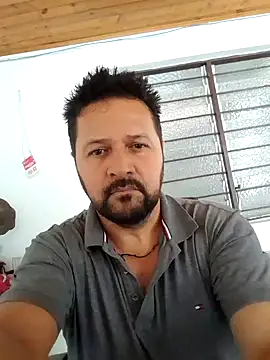 Snapshot of Daniel_08_8 chatting on 02-11-25, 07:27 Daniel 08 8 online show from 02-11-25, 07:27