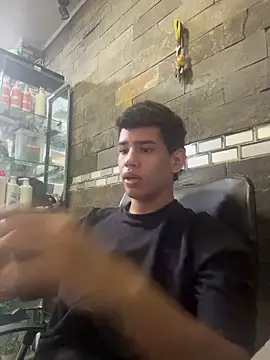 Santiago-Thompson online show from 10-27-25, 04:33