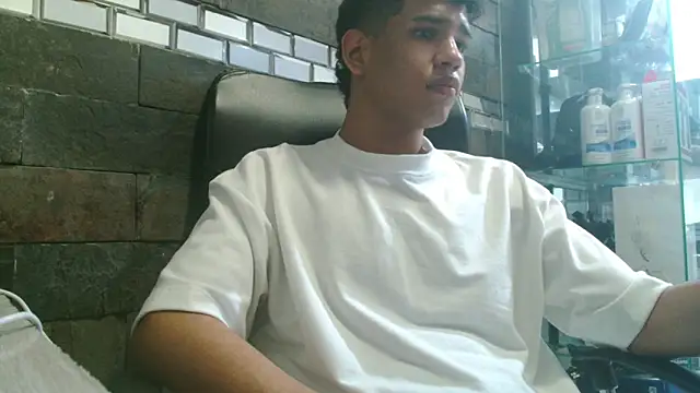 Santiago-Thompson online show from 11-07-25, 04:01