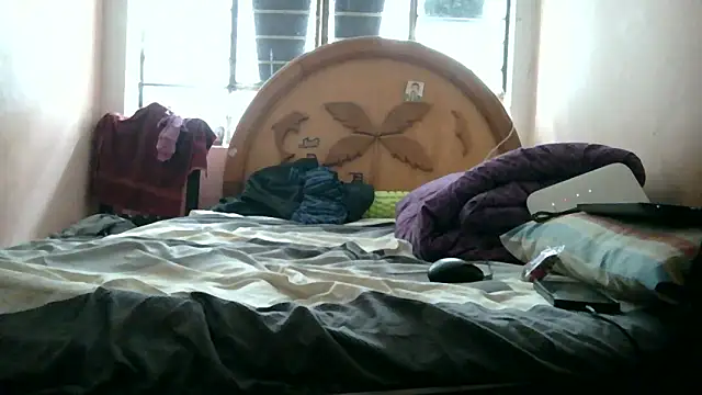 nakedlima online show from 09-08-25, 05:45