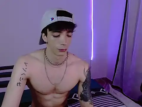 Snapshot of H3ll_B0I chatting on 01-30-25, 11:24 H3ll B0I online show from 01-30-25, 11:24