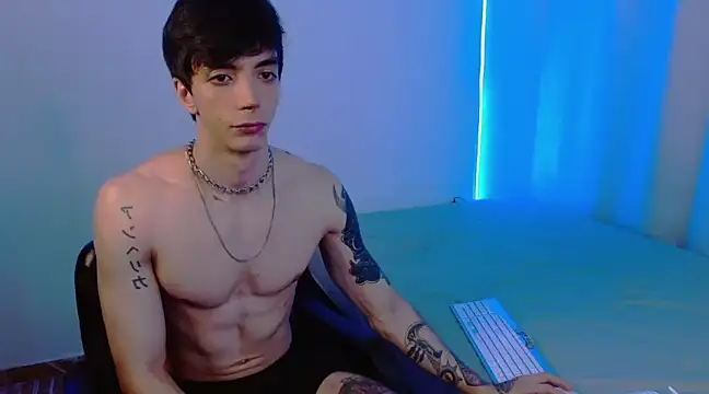 Snapshot of H3ll_B0I chatting on 02-12-25, 07:13 H3ll B0I online show from 02-12-25, 07:13