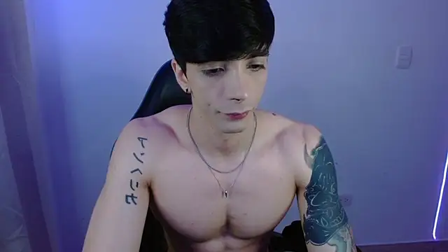 Snapshot of H3ll_B0I chatting on 02-13-26, 03:24 H3ll B0I online show from 02-13-26, 03:24