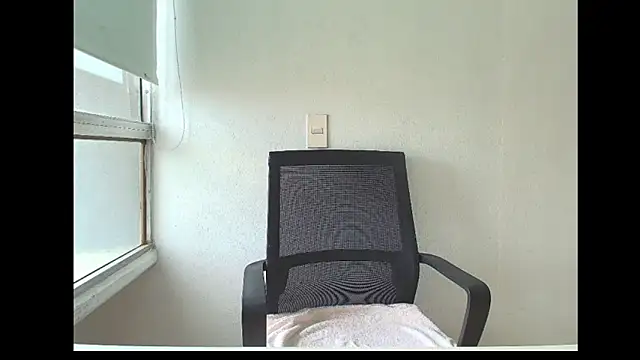 Alaiapink online show from 03-10-26, 03:28