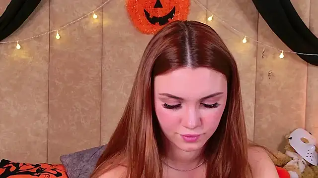 Ariadna Holder online show from 10-22-25, 11:21