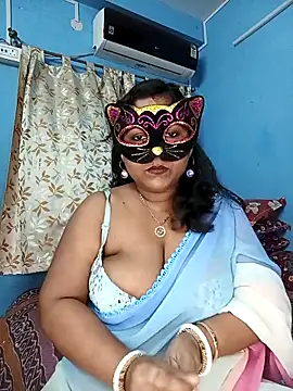 Snapshot of straightthing chatting on 10-03-25, 07:33 straightthing online show from 10-03-25, 07:33