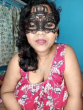 Snapshot of straightthing chatting on 10-10-25, 08:19 straightthing online show from 10-10-25, 08:19