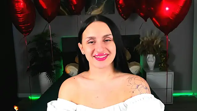 EmiliaBeynard online show from 02-25-25, 01:28