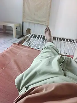 Snapshot of xmanrawan2 chatting on 10-05-25, 04:00 xmanrawan2 online show from 10-05-25, 04:00