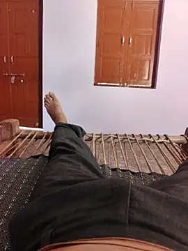 Snapshot of xmanrawan2 chatting on 03-08-26, 07:23 xmanrawan2 online show from 03-08-26, 07:23