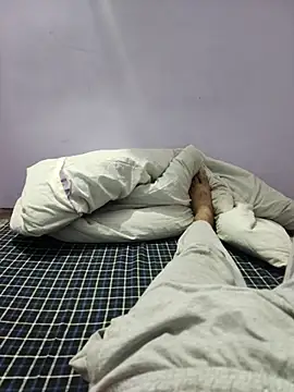 Snapshot of xmanrawan2 chatting on 03-10-26, 02:22 xmanrawan2 online show from 03-10-26, 02:22