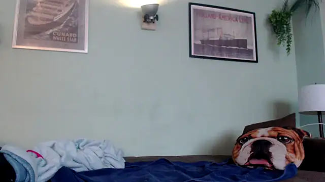 Snapshot of Astrid-Gilbert chatting on 02-15-25, 01:27 Astrid-Gilbert online show from 02-15-25, 01:27