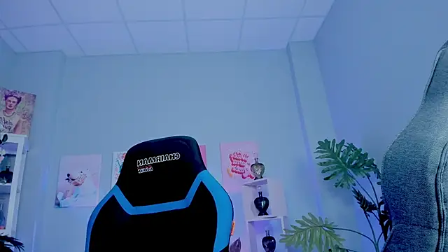 Snapshot of MisaPage chatting on 11-22-25, 08:52 MisaPage online show from 11-22-25, 08:52