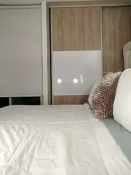 sofiaxox online show from 01-25-25, 04:23