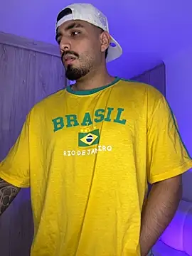 LeandroRusso online show from 09-09-25, 02:44