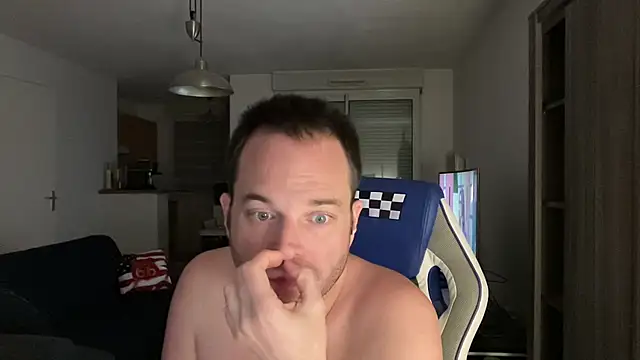 Funnyjul31 online show from 02-13-25, 07:10