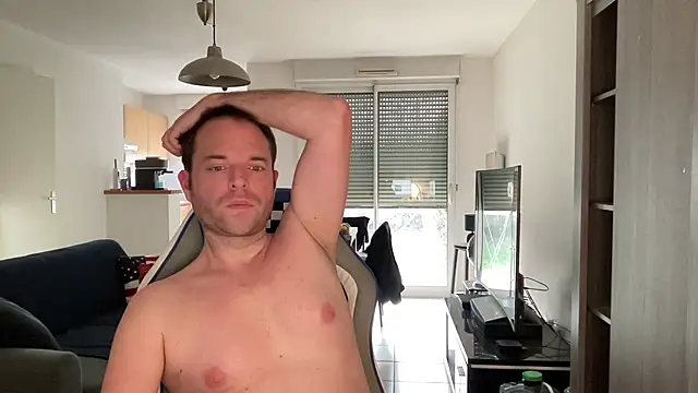 Funnyjul31 online show from 02-21-25, 04:26