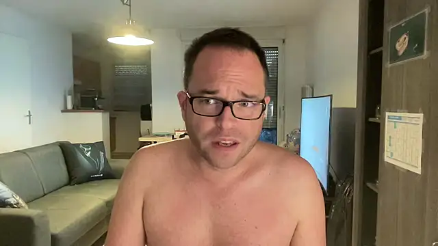 Funnyjul31 online show from 02-23-26, 05:43